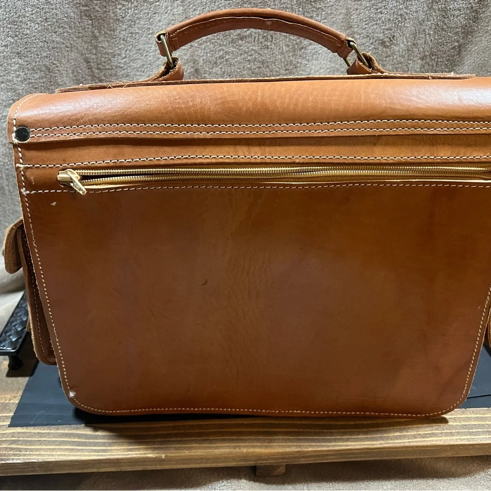 Classic Tan Leather Men's Bag